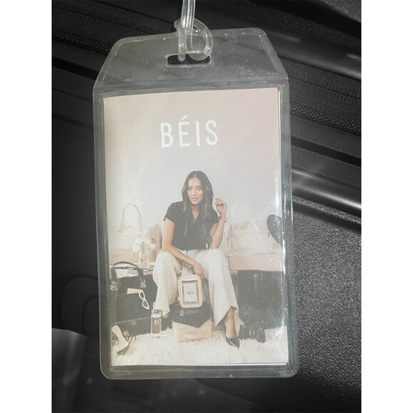 BÉIS Medium Check-In Roller Black Luggage | Shay Mitchell BAE Suitcase - Picture 5 of 10